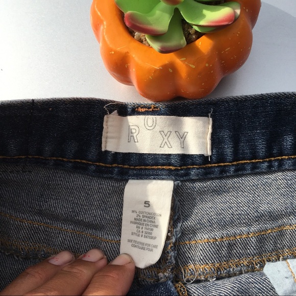 Roxy Jean Skirt size 5 - Picture 4 of 5